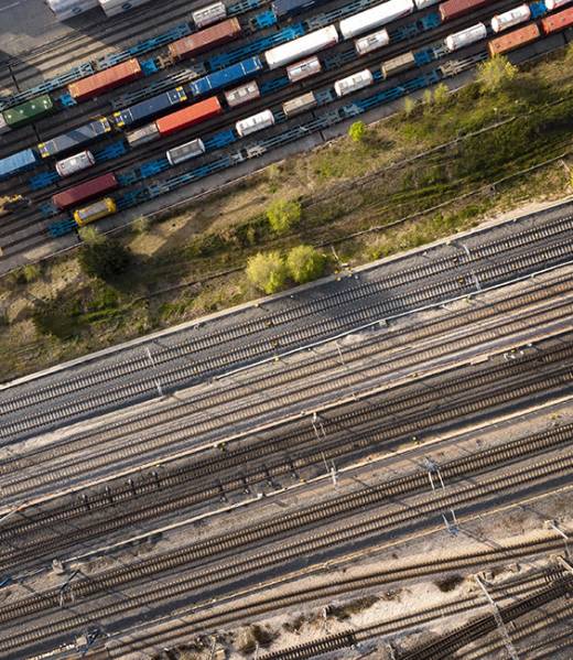 containers-railways-top-view